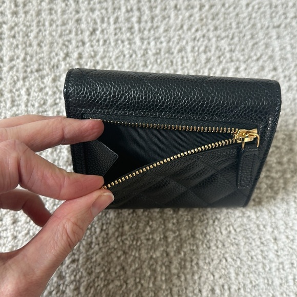 NWT Chanel Caviar Classic Compact Tri Fold Wallet (Black) - Picture 8 of 16